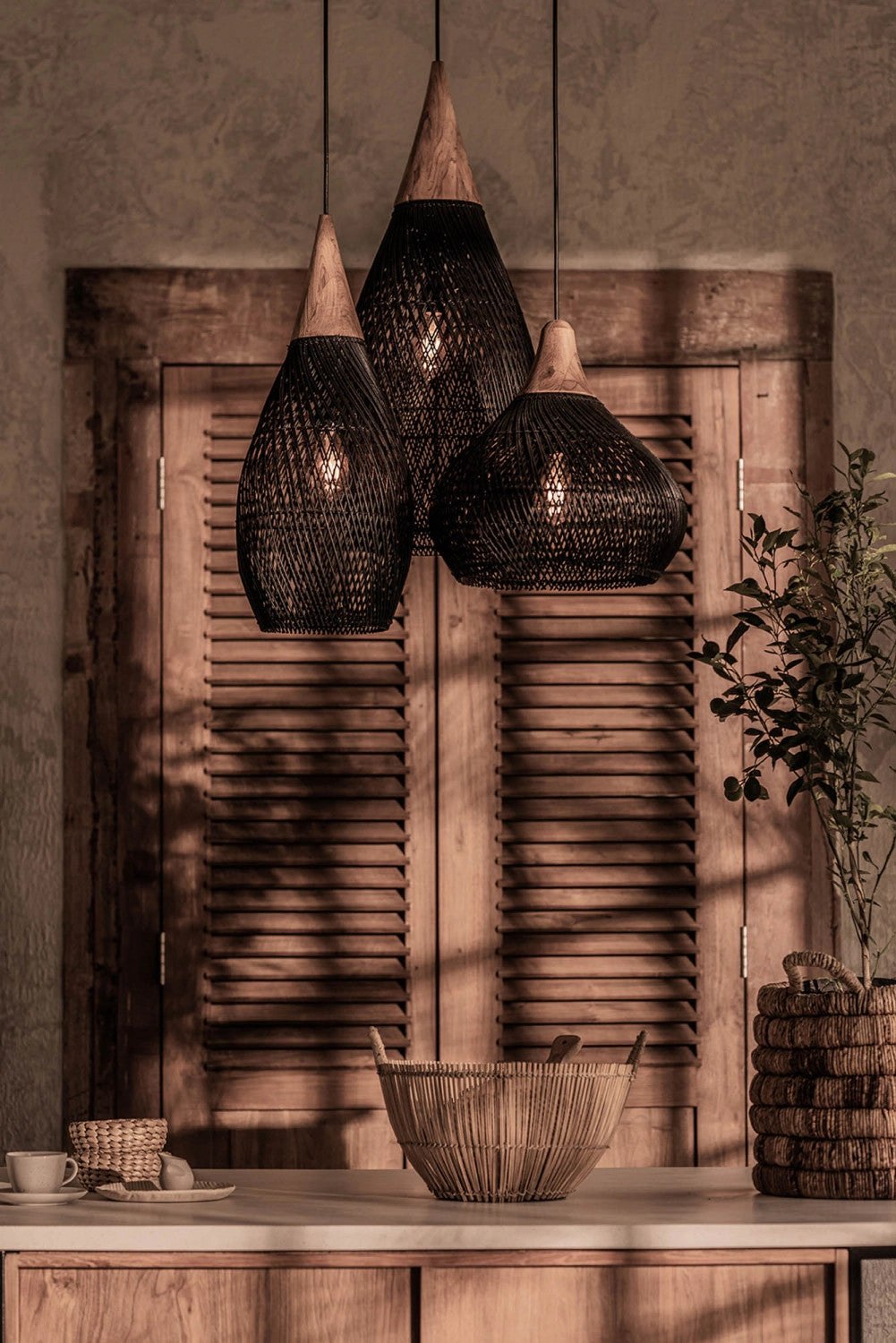 Bayan Horn Pendant Large - Black