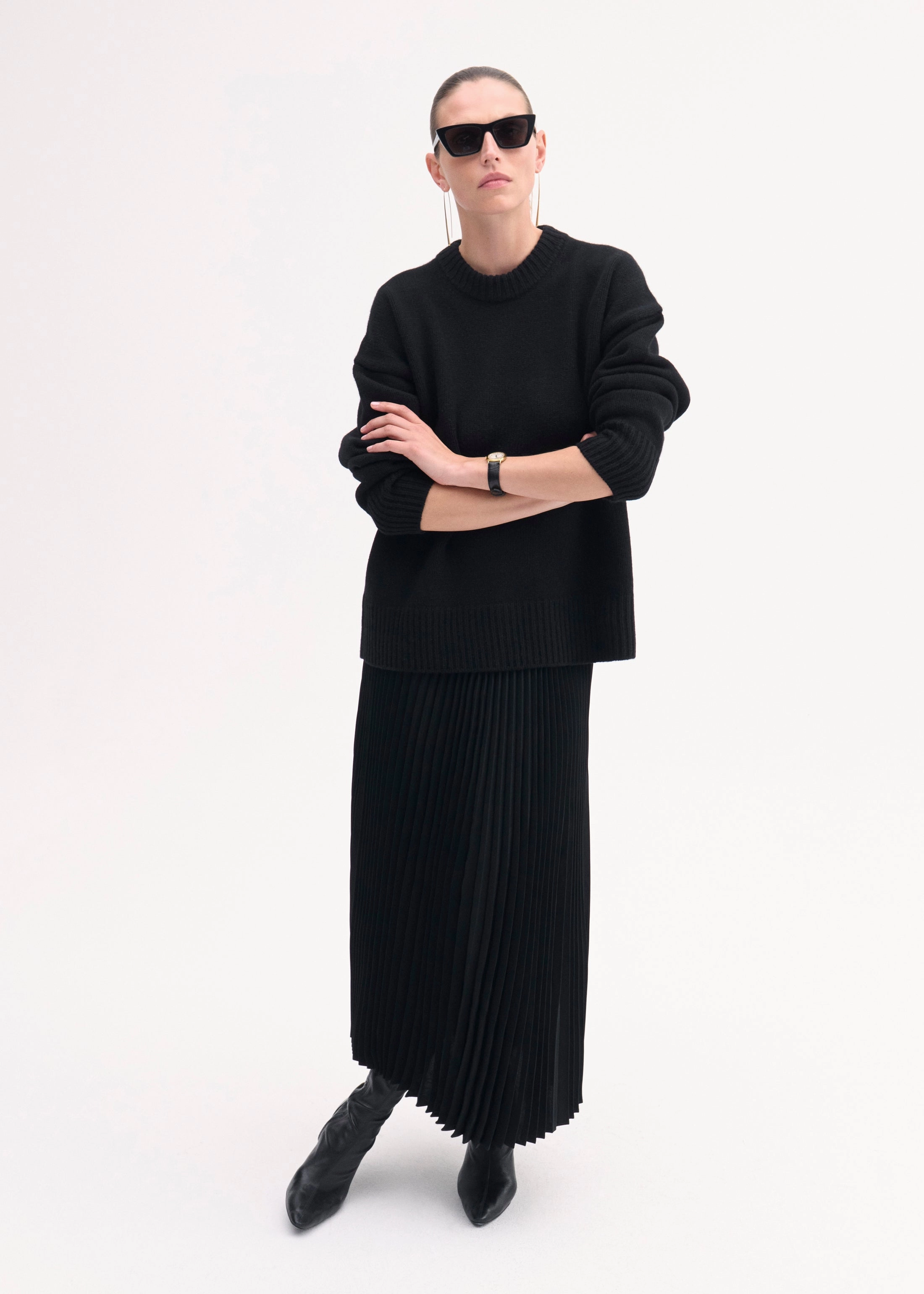 Boyfriend Crew Neck in Wool Cashmere - Black