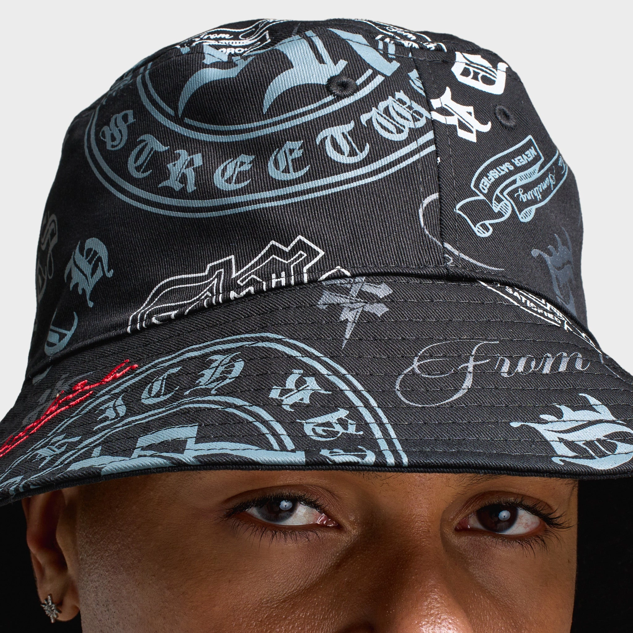 Hoodrich Gothtoss Reversible Bucket Hat Black / White