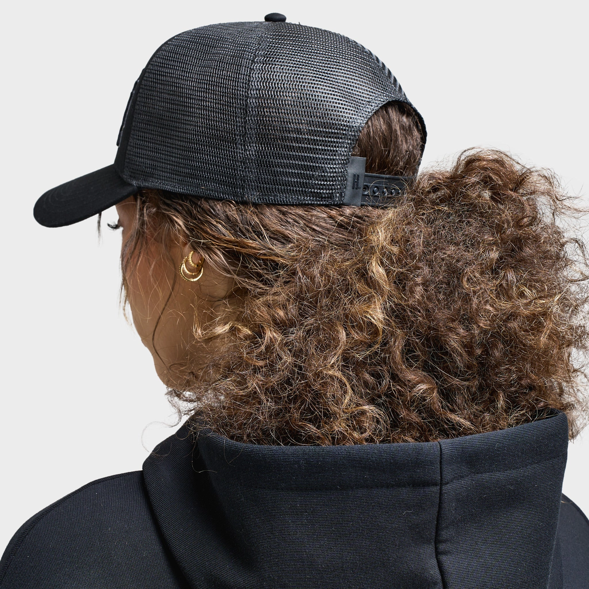 Hoodrich Ritual 5 Panel Trucker Cap Black / Grey