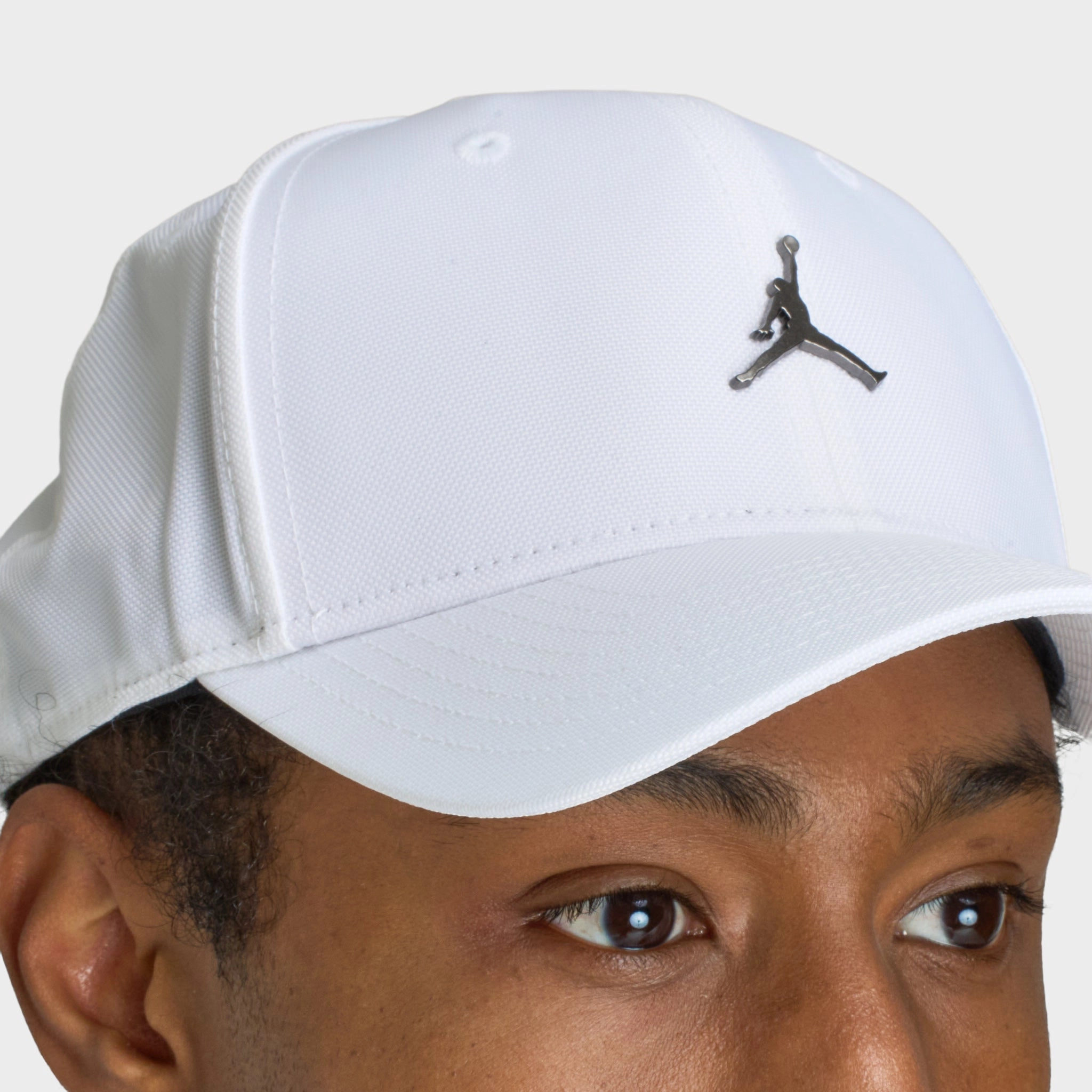 Jordan Rise Structured Metal Jumpman Strapback Cap / White