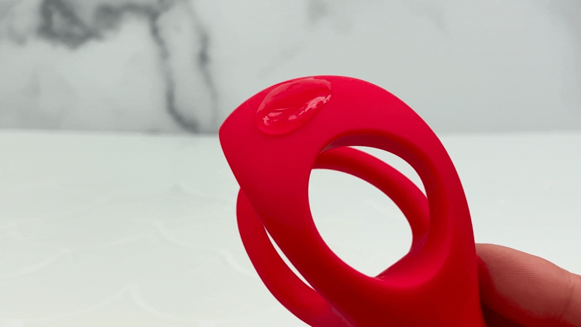 Lover's Rose Dual Cock-ring - Strong Vibrations in 2 Motors!