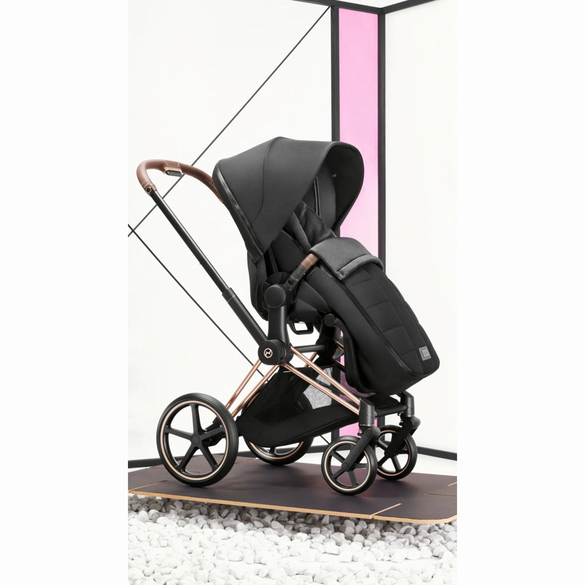 Priam Footmuff