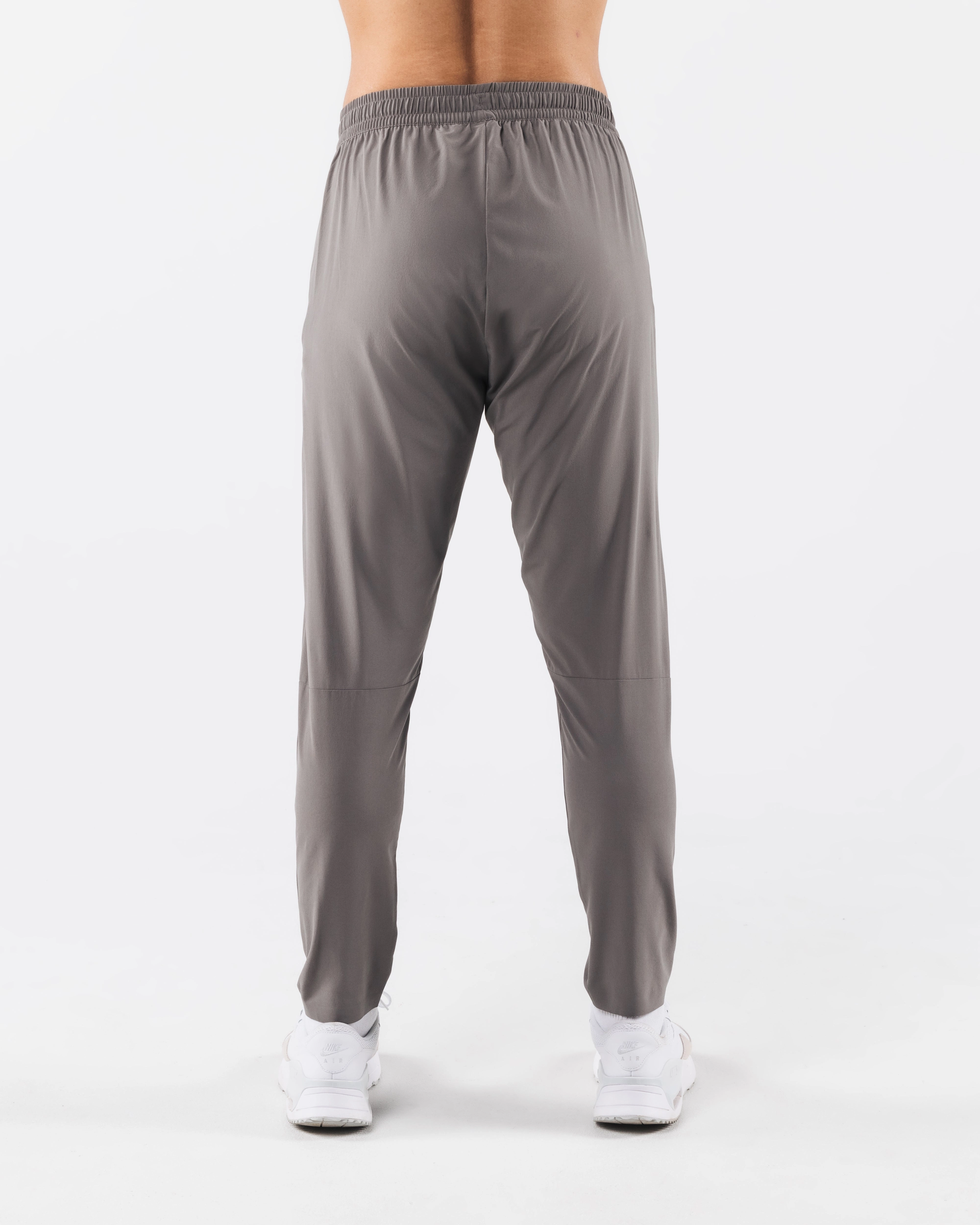 Swift Training Pant - Dusty Concrete