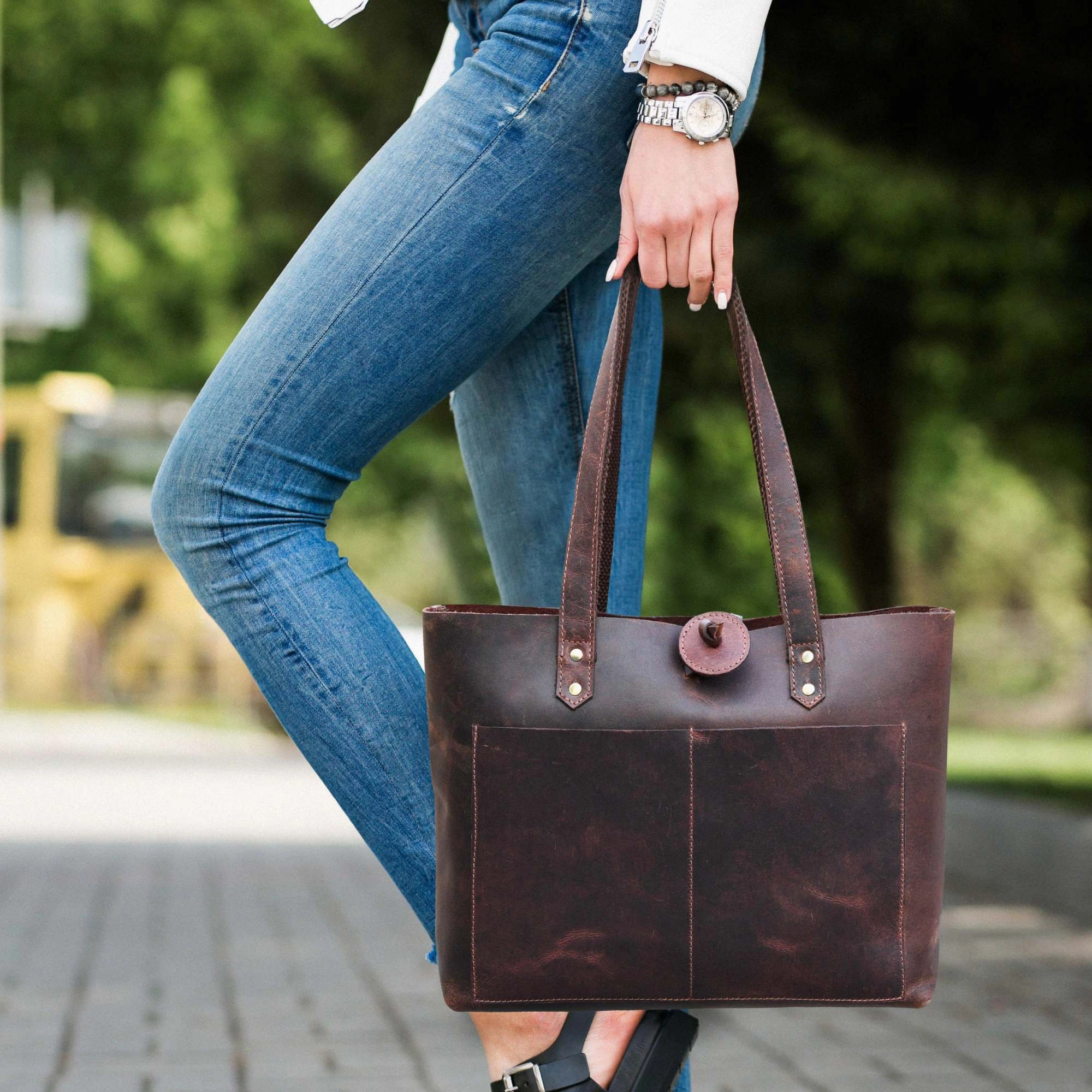 Tolredo - Black Leather Tote Bag with Leather Closure
