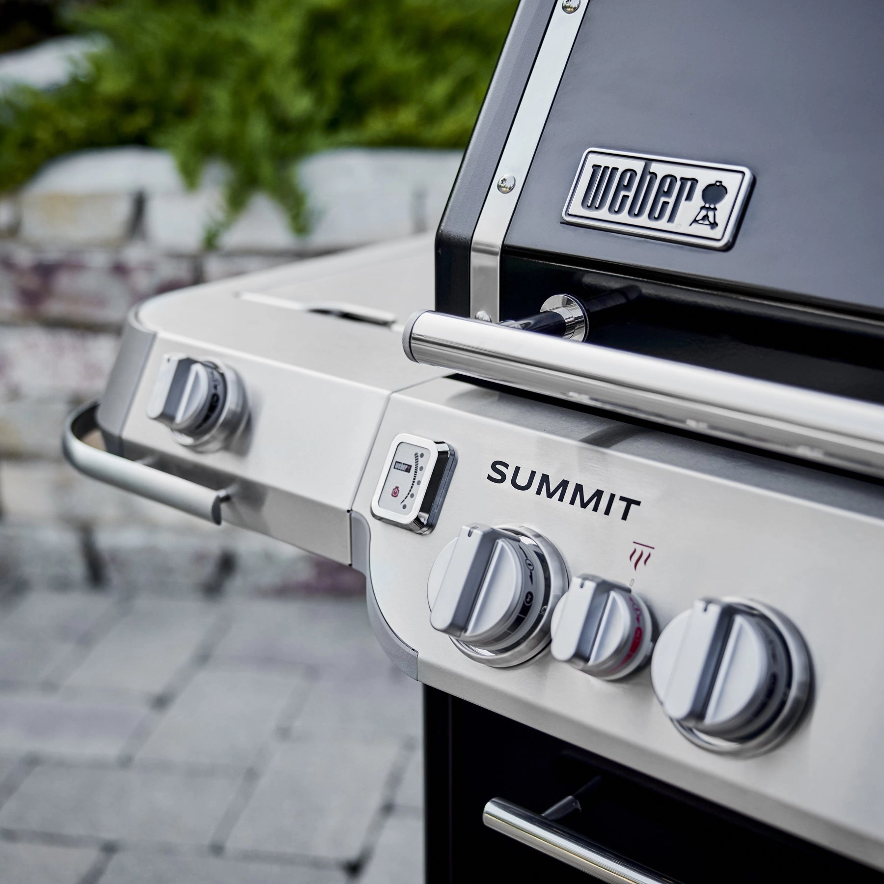 Weber Summit FS38 ULPG Black